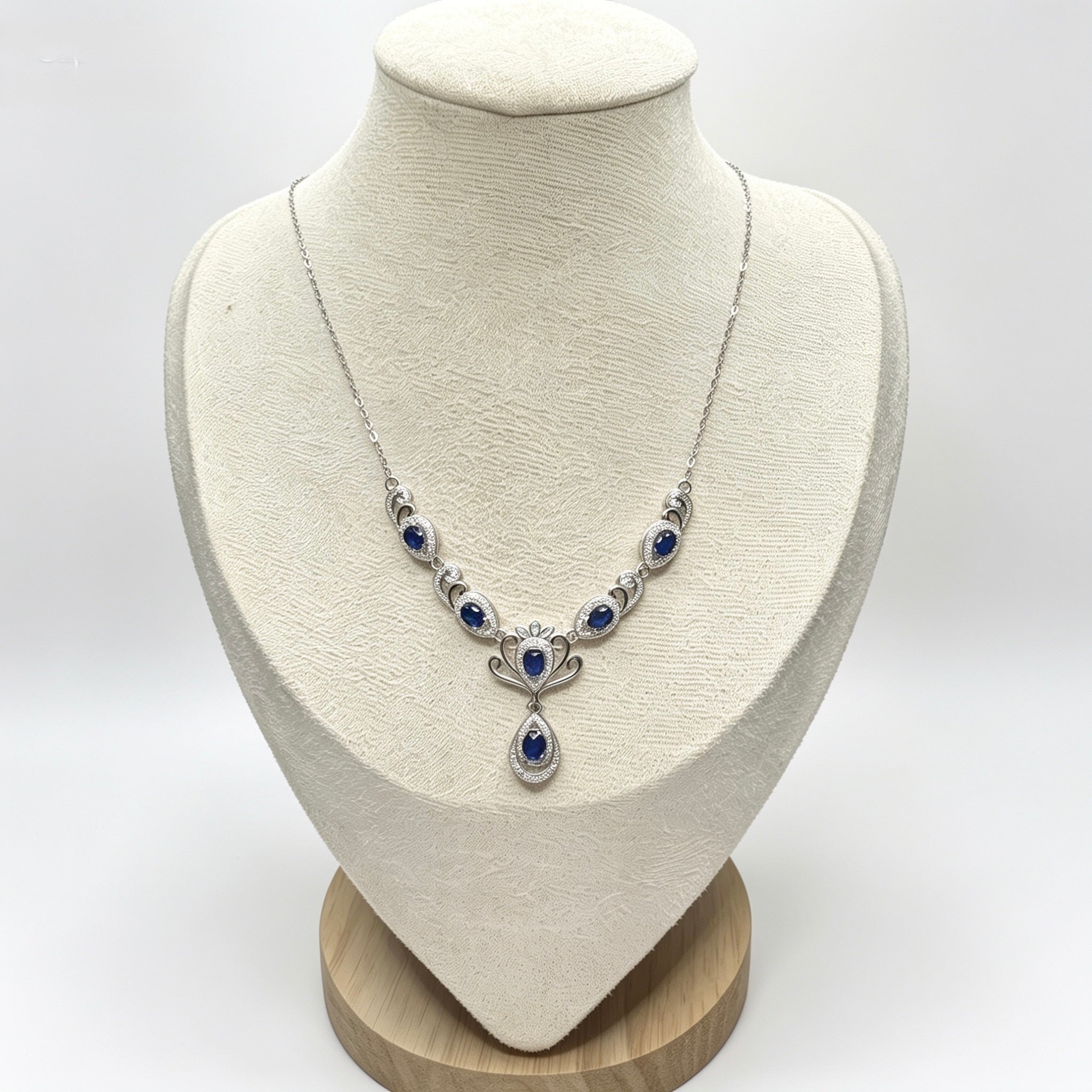 Blue Sapphire Vintage-Inspired Necklace
