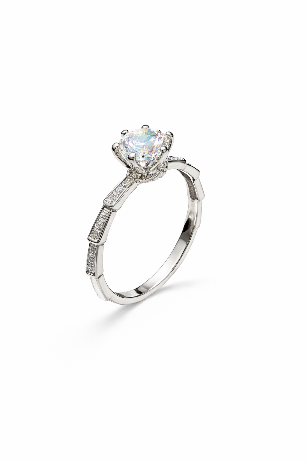 Artik Round-cut Moissanite ring
