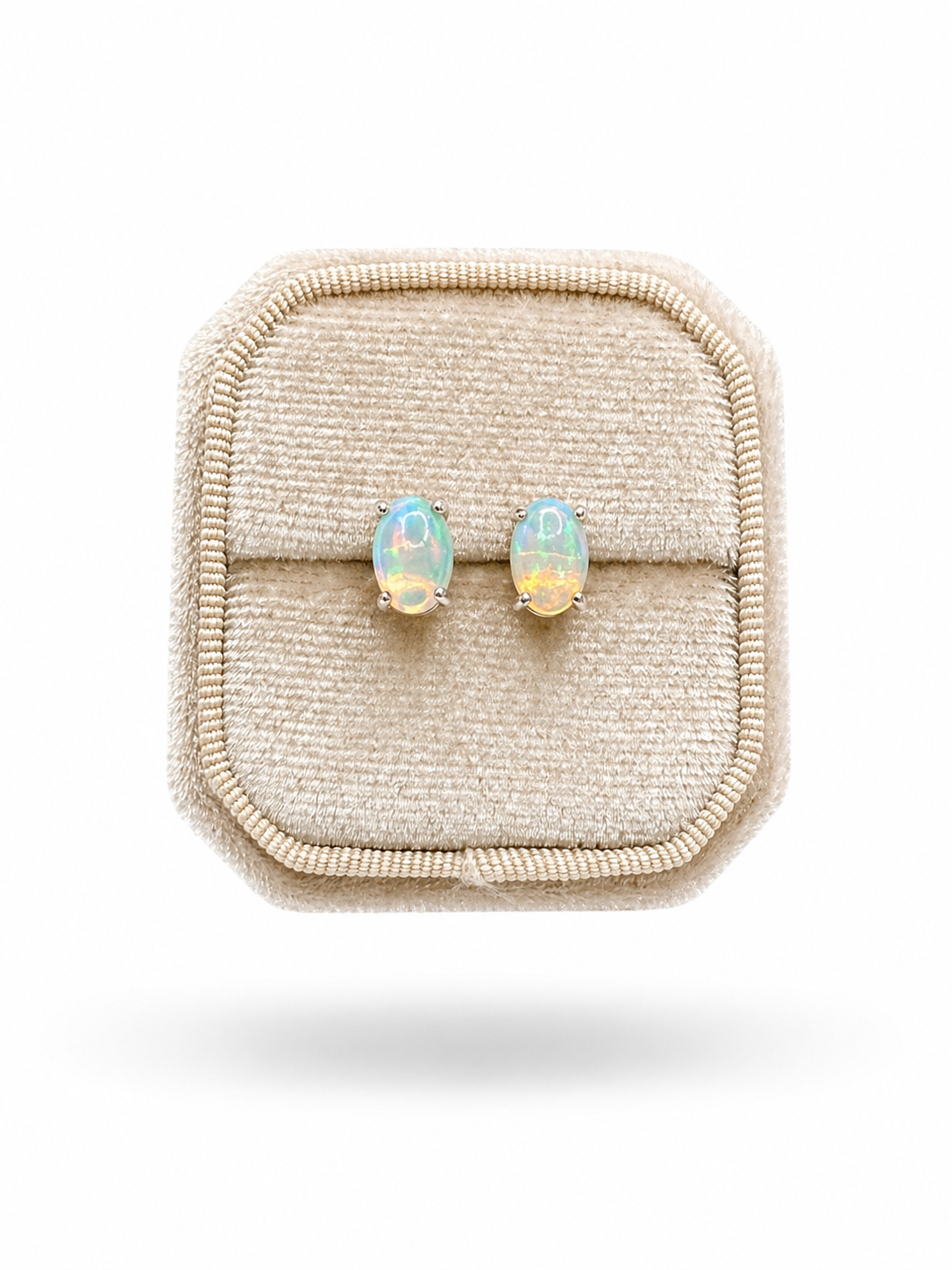 Natural Opal Stud earrings in 925 silver