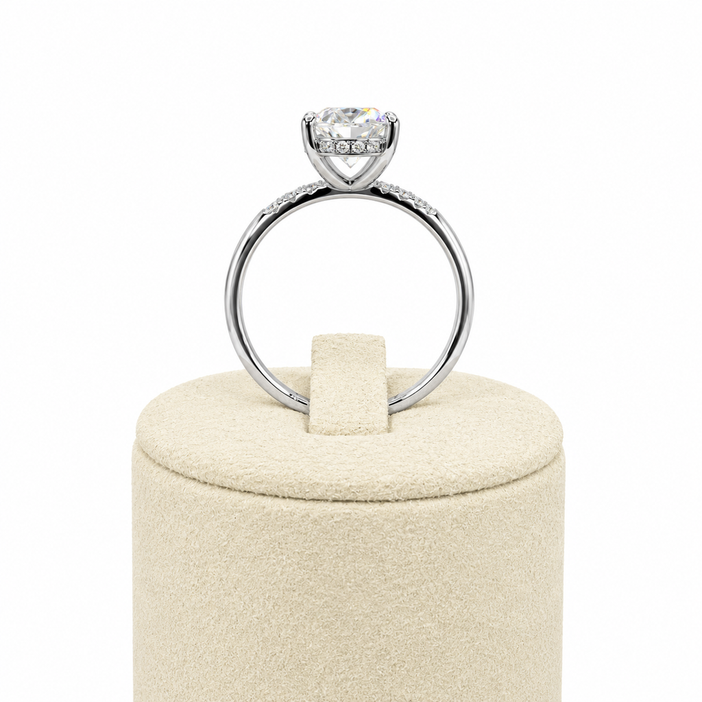 3CT Moissanite Oval Cut Engagement ring Pavé band S925  Sterling silver