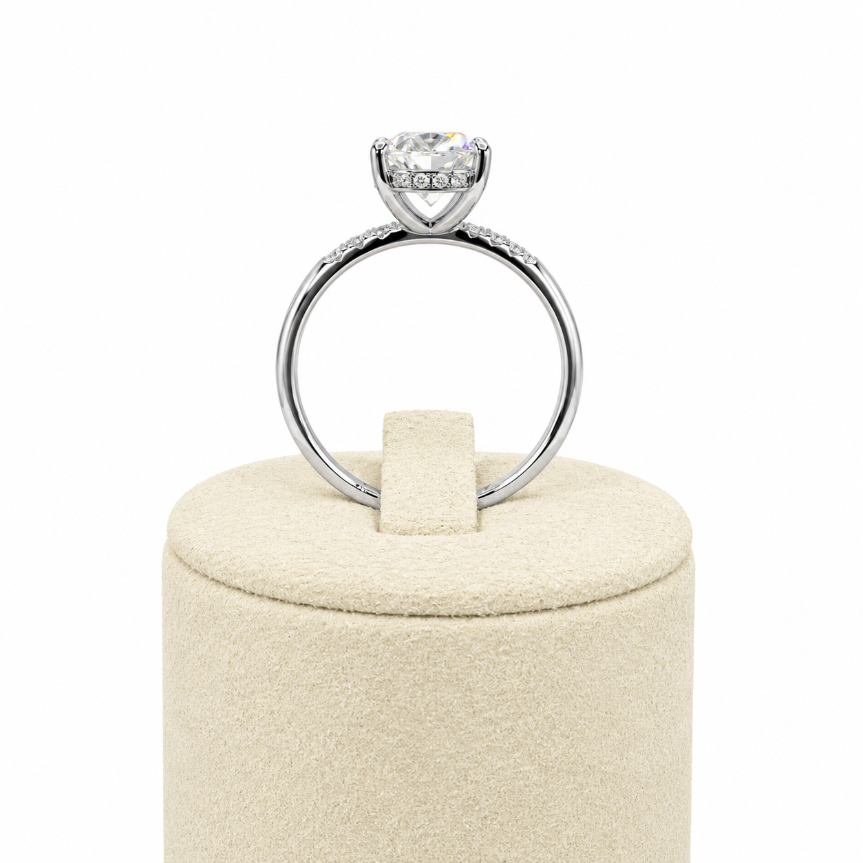 3CT Moissanite Oval Cut Engagement ring Pavé band S925  Sterling silver